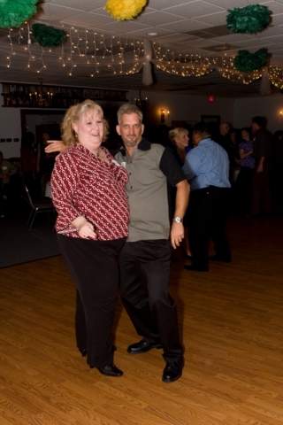 Now Mike and Patti get on the dance floor!